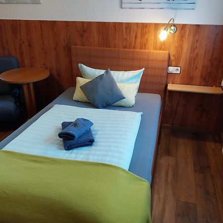Landhotel Waldschloesschen Mit Gaststube Sohland an der Spree Exterior photo