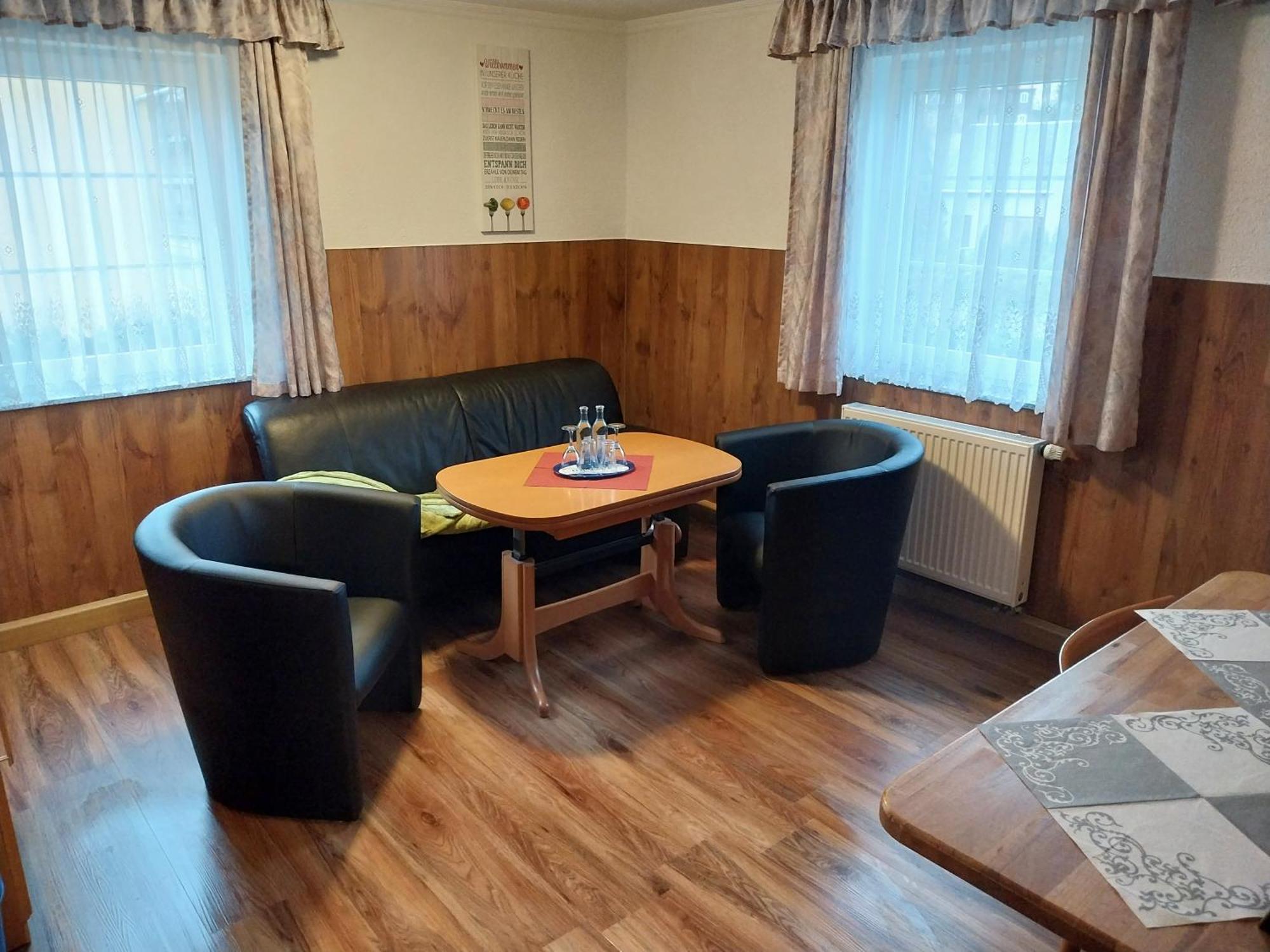 Landhotel Waldschloesschen Mit Gaststube Sohland an der Spree Exterior photo